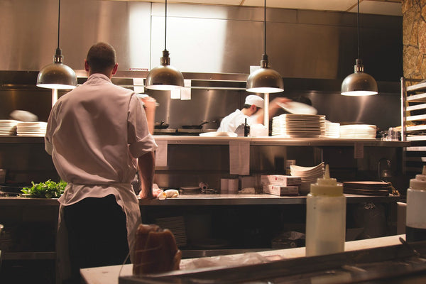 4 Máquinas industriales para cocina profesional